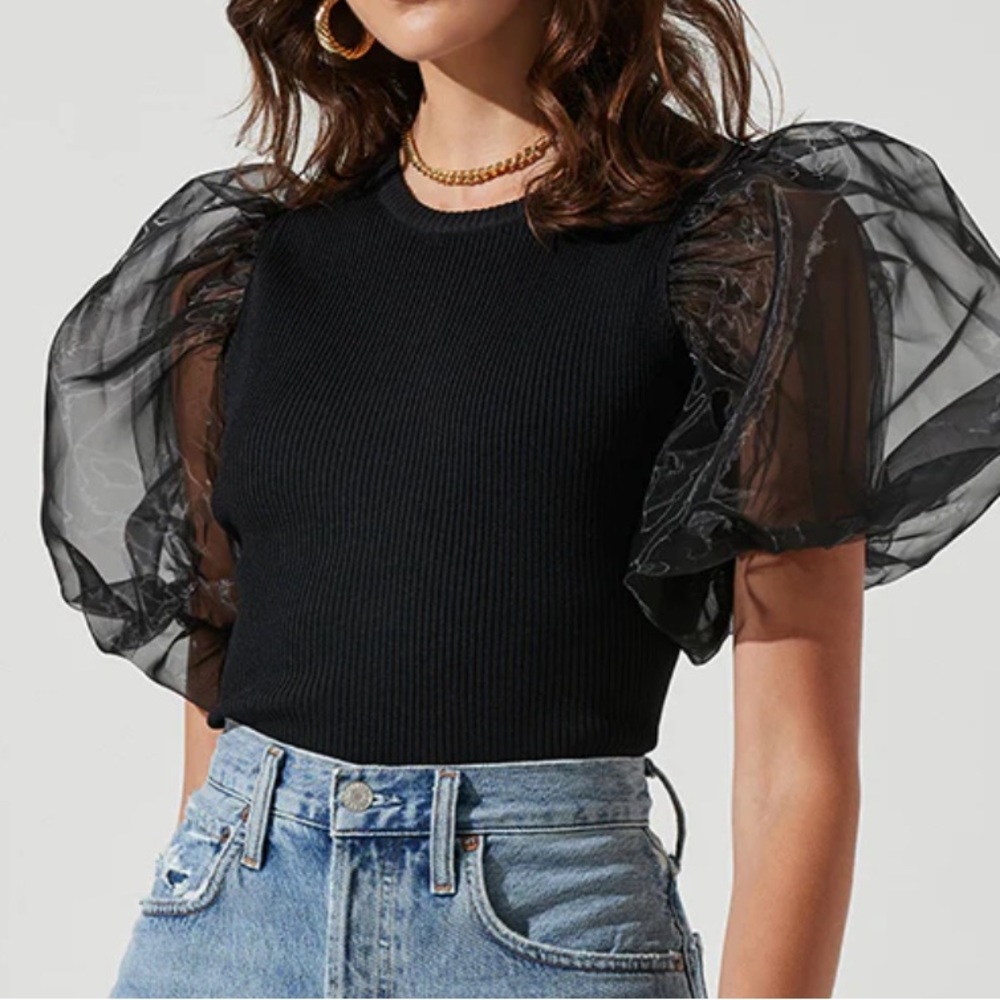 ASTR Black Puffy Sleeve Avery Top
